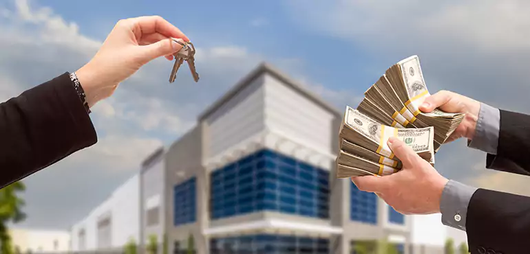 The Real Cost of Waiting for Traditional Buyers in Akron, OH